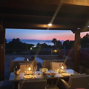 Pensjonat La Dolce 2, Capitana
